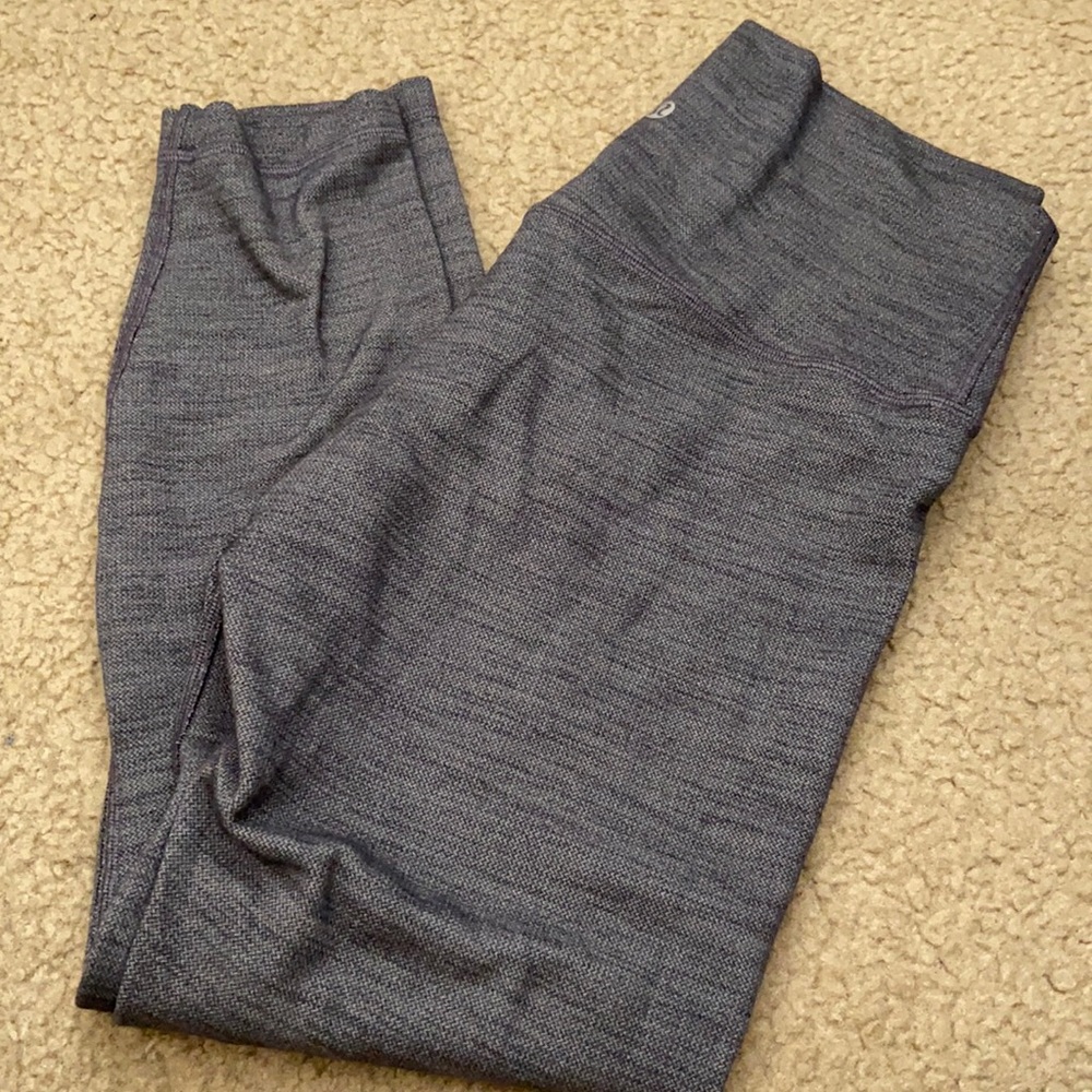 Lululemon crop leggings
